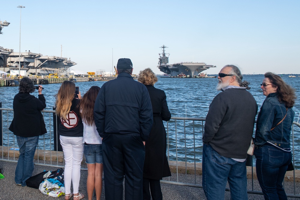USS John C. Stennis (CVN 74) Arrives at Naval Station Norfolk