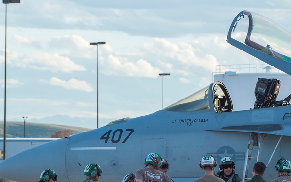 Navy Super Hornets Take Flight with Idaho Air National Guard A-10s