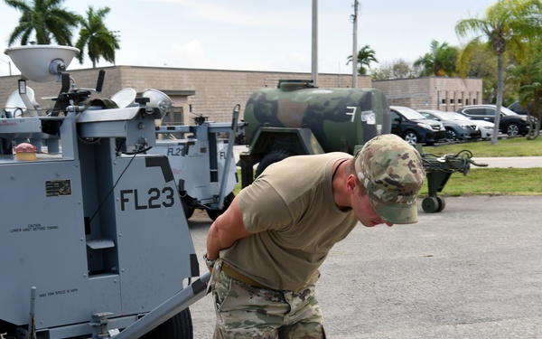 5th CCG moves AGE floodlights for refueling during Blue Flag 19-1