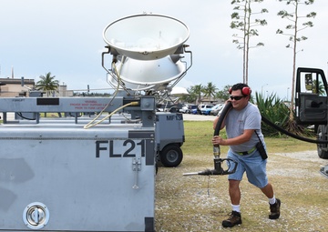482nd FW refuled AGE floodlights during exercise Blue Flag 19-1