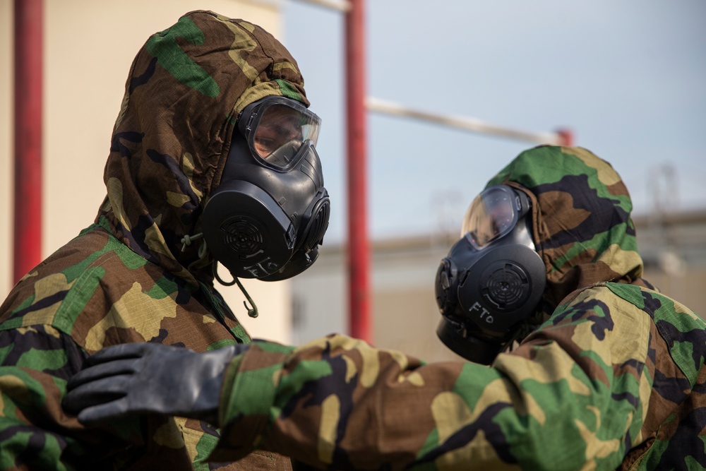 Identify, Report, Mark: Marines learn CBRN techniques