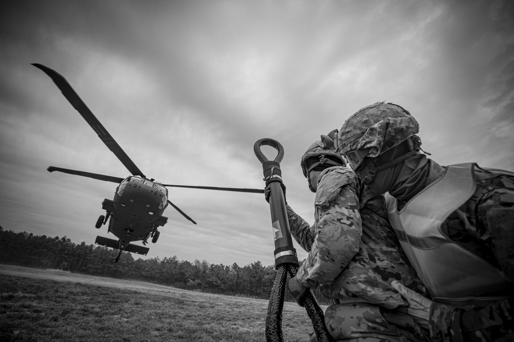 250th Brigade Support Battalion sling load training