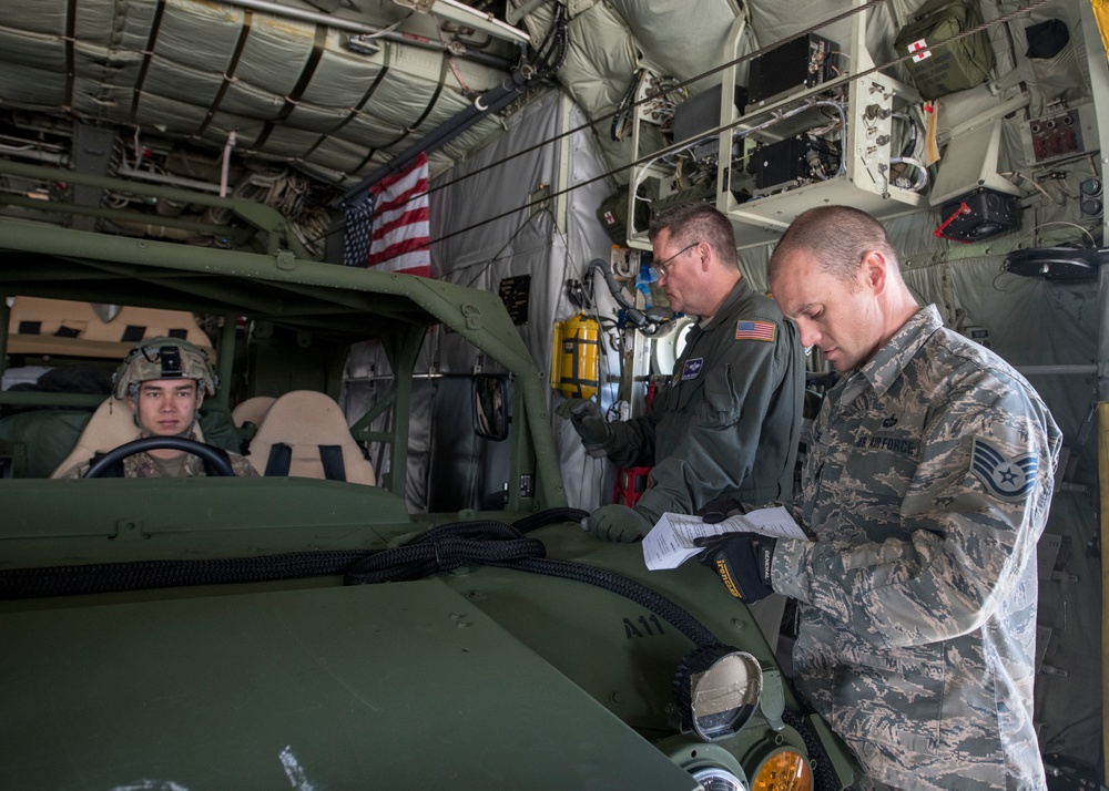 Minnesota, Dover Reservists team up for Immediate Response 2019
