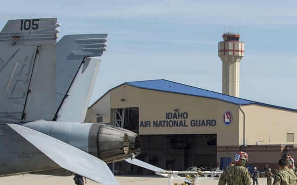 Navy Super Hornets Take Flight with Idaho Air National Guard A-10s