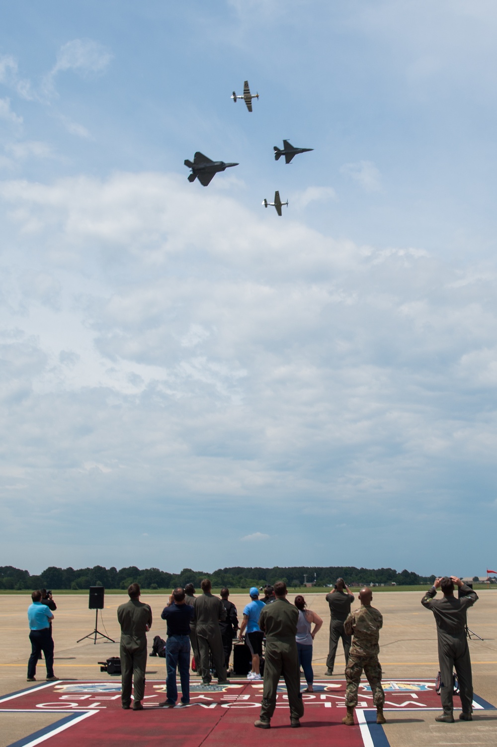 F-16 Viper Demo Team Heritage Flight certification 