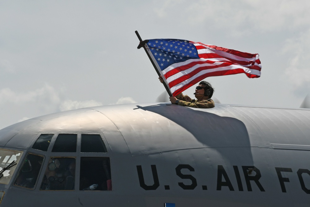 39th Airlift Squadron Returns from Deployment