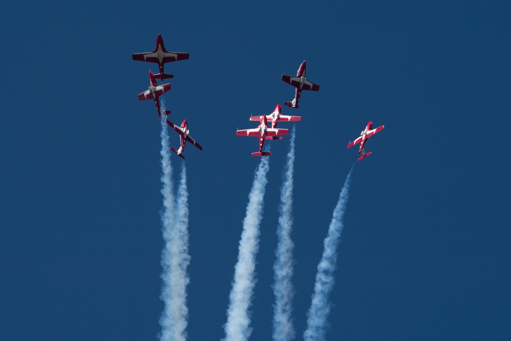 Barksdale AFB hosts Defenders of Liberty Air &amp; Space Show