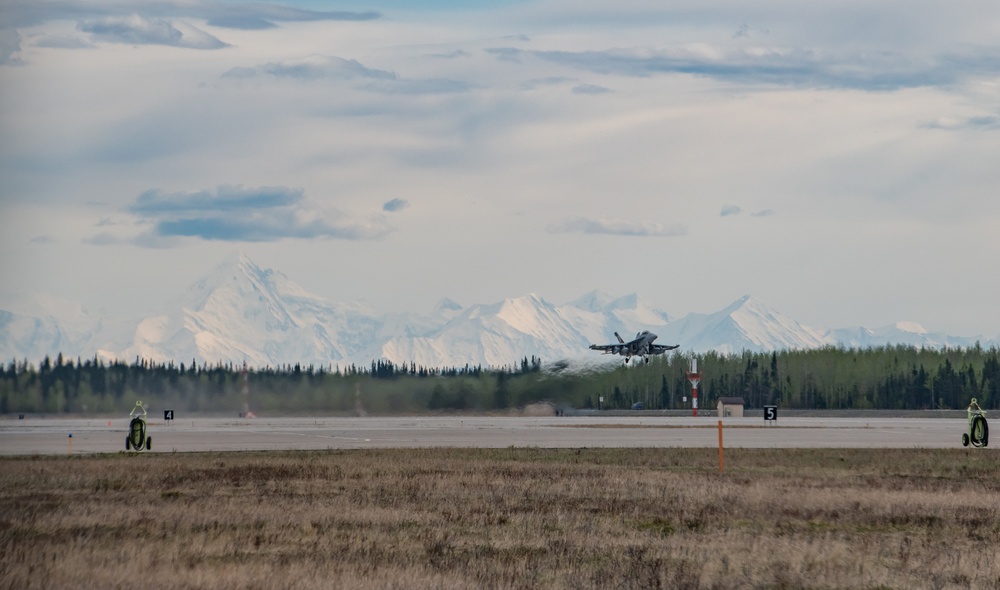 Northern Edge 2019: U.S. Navy VAQ-134 ready for take off