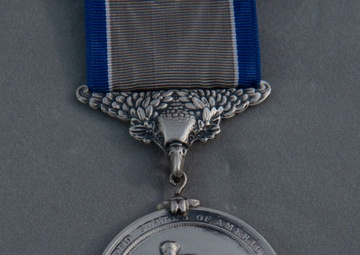 Coast Guard honors Kotzebue, Alaska, man with Silver Lifesaving Medal