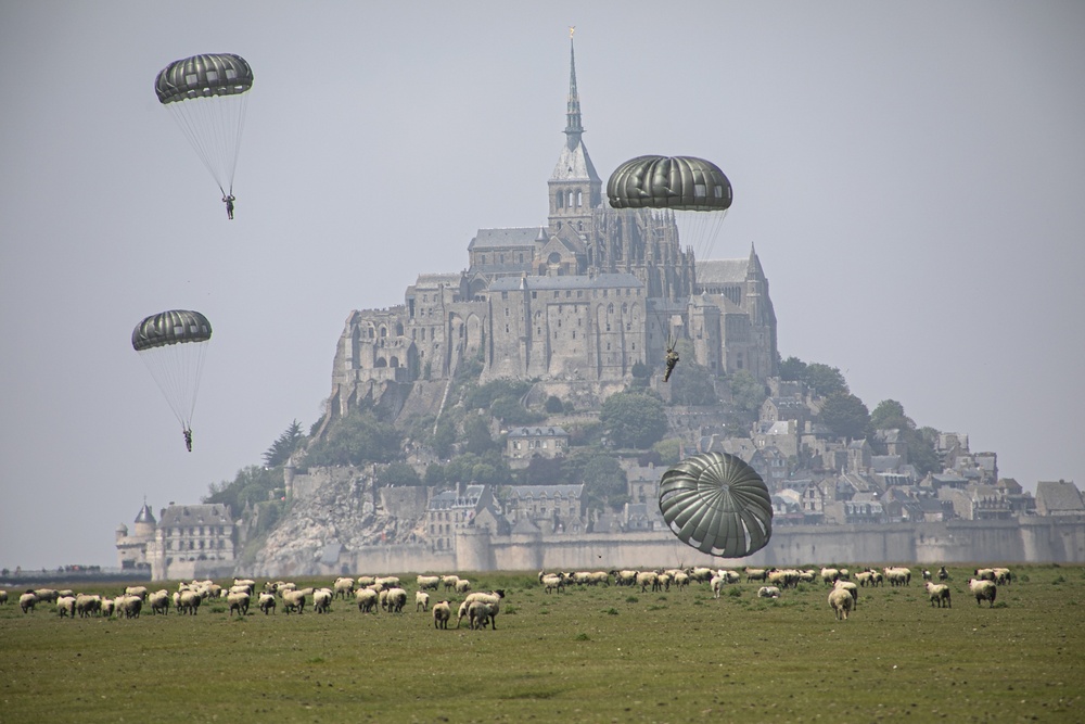 10th SFG(A) conduct airborne operation near island of Mont Saint Michel