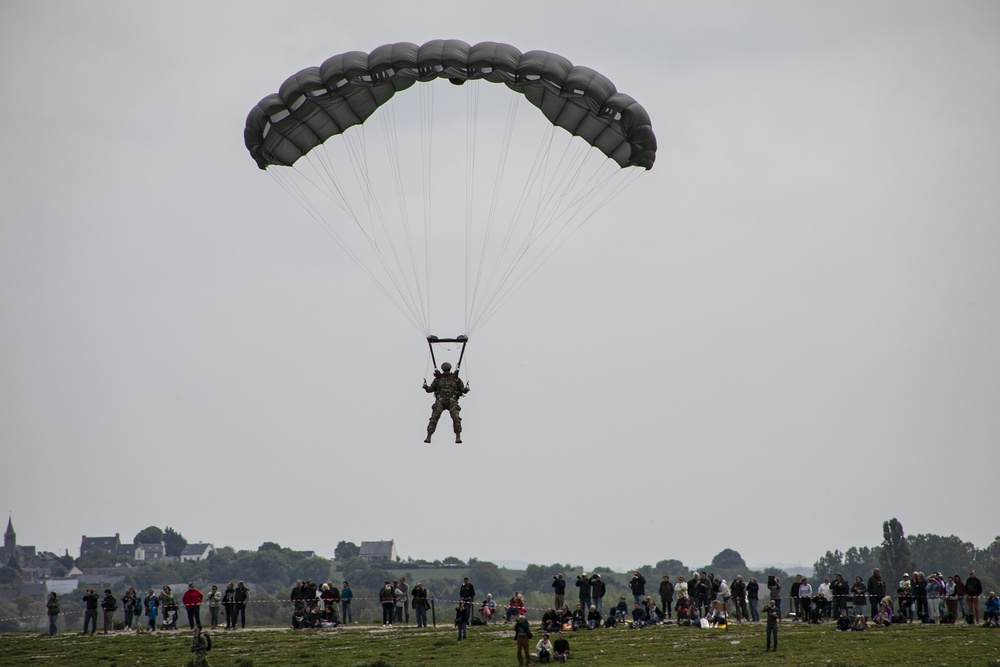 10th SFG(A) conduct airborne operation near island of Mont Saint Michel