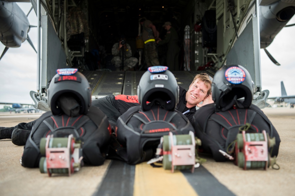 Barksdale AFB hosts Defenders of Liberty Air &amp; Space Show