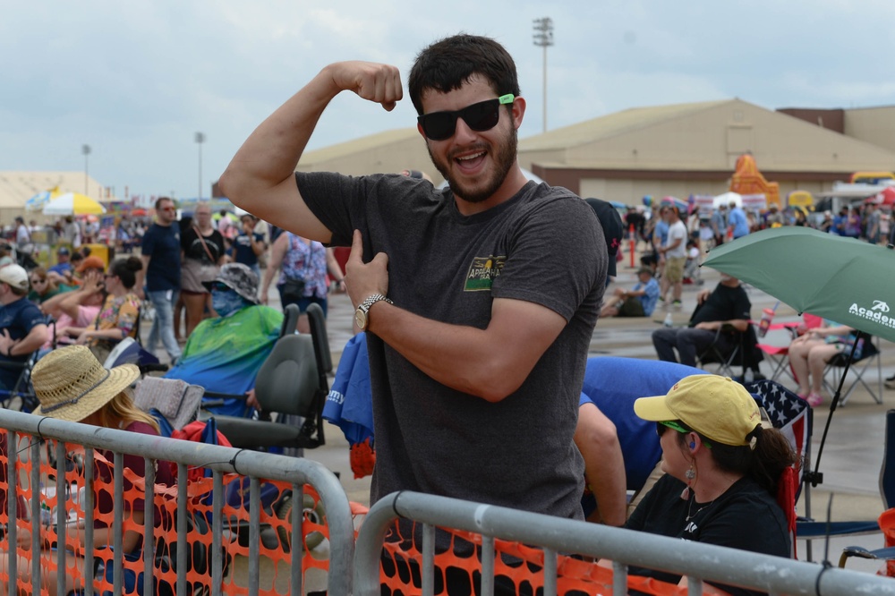 Barksdale AFB hosts Defenders of Liberty Air &amp; Space Show