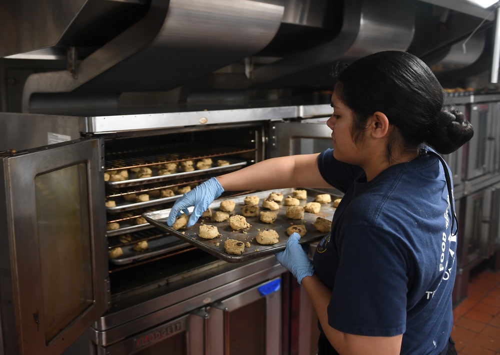 Nimitz Sailors Prepare Food