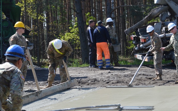 Seabee Helps Train Army Construction Battalion