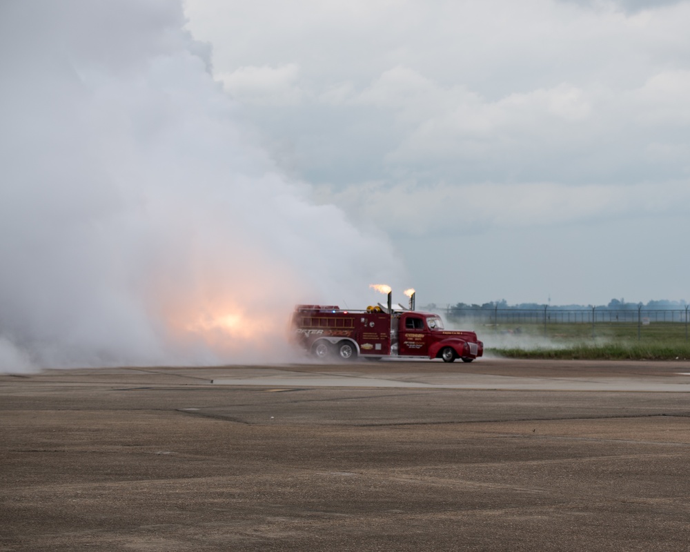 Barksdale AFB hosts Defenders of Liberty Air &amp; Space Show