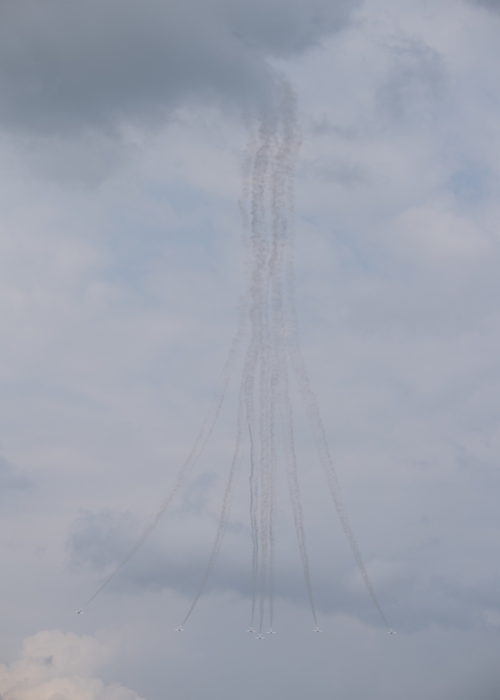 Barksdale AFB hosts Defenders of Liberty Air &amp; Space Show