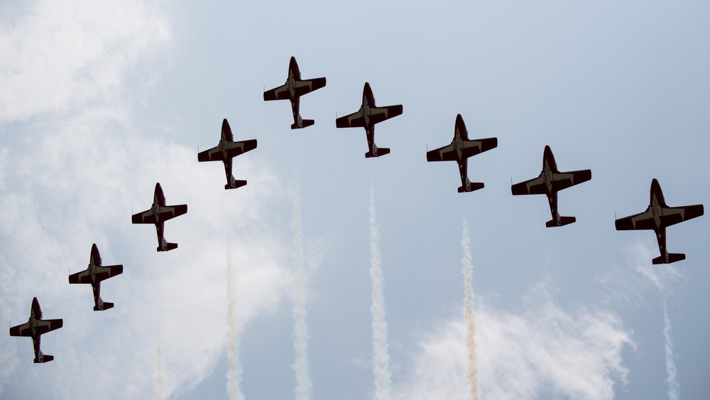 Barksdale AFB hosts Defenders of Liberty Air &amp; Space Show