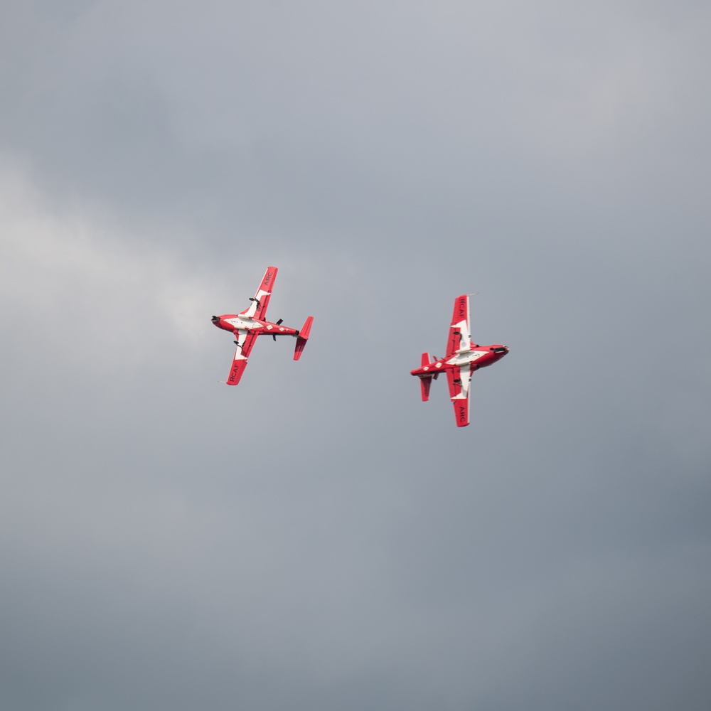 Barksdale AFB hosts Defenders of Liberty Air &amp; Space Show