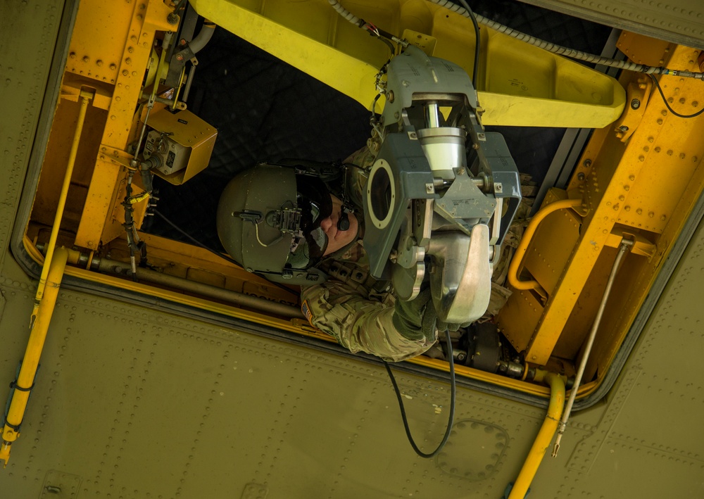 Ohio Army National Guard conducts sling load operations