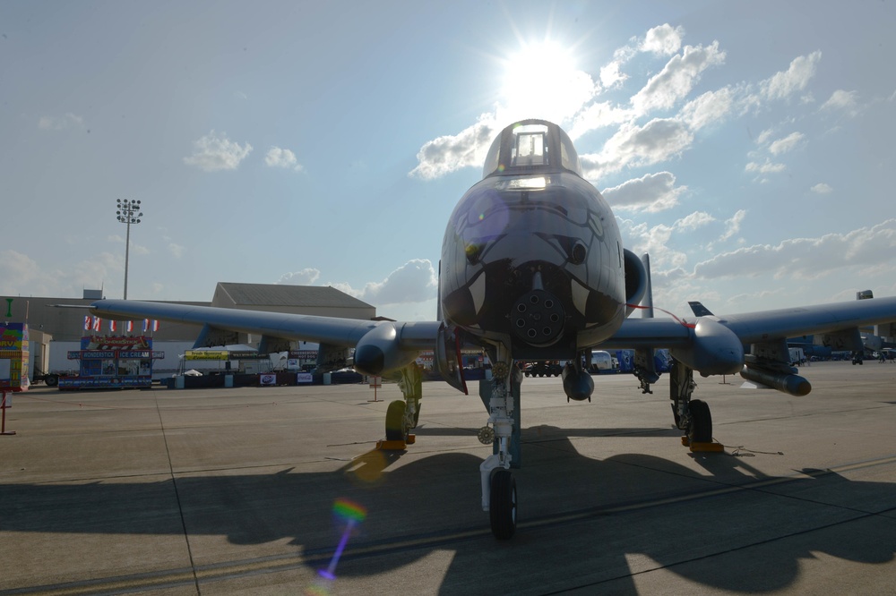 Barksdale AFB hosts Defenders of Liberty Air &amp; Space Show