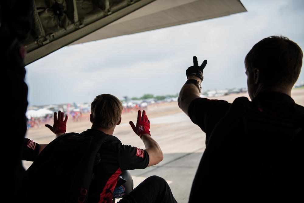 Barksdale AFB hosts Defenders of Liberty Air &amp; Space Show