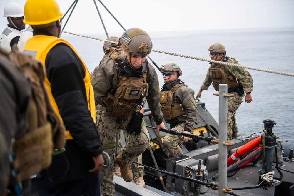 USS Harpers Ferry Conducts Boat Operations