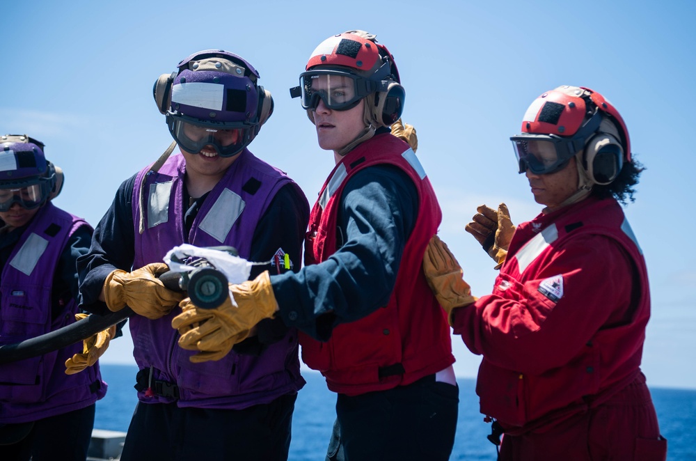 USS Harpers Ferry Conducts Crash and Salvage Evolution