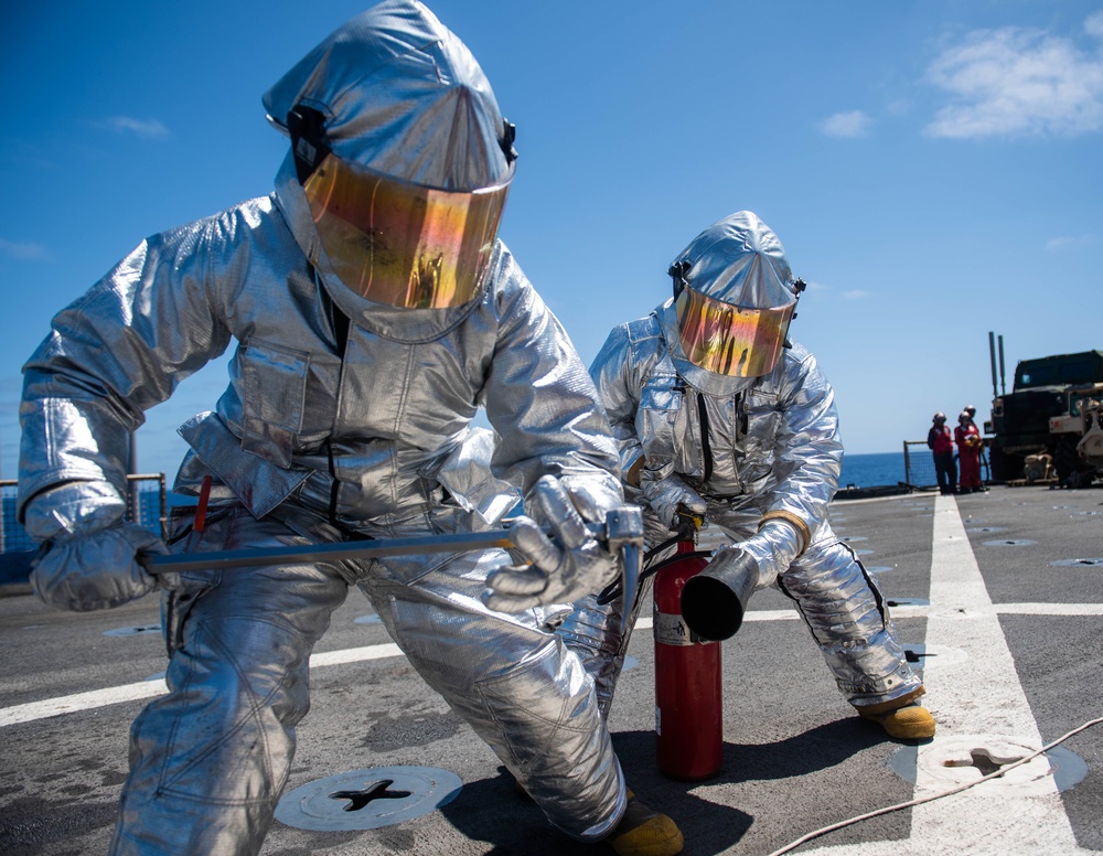 USS Harpers Ferry Conducts Crash and Salvage Evolution