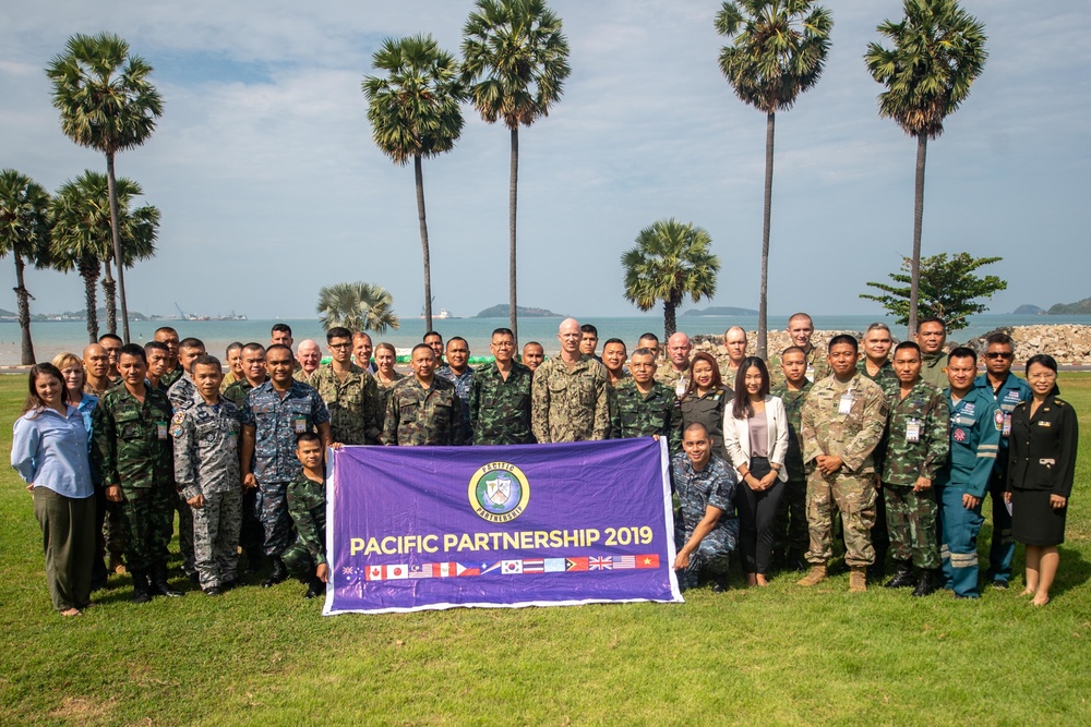 Pacific Partnership 2019 Participants begin HADR conference