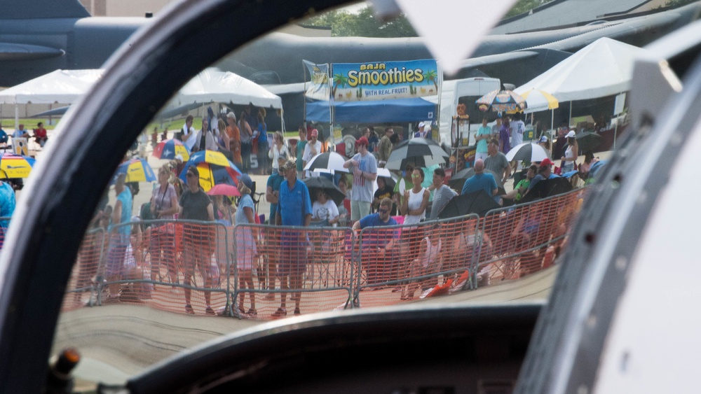 Barksdale AFB hosts Defenders of Liberty Air &amp; Space Show