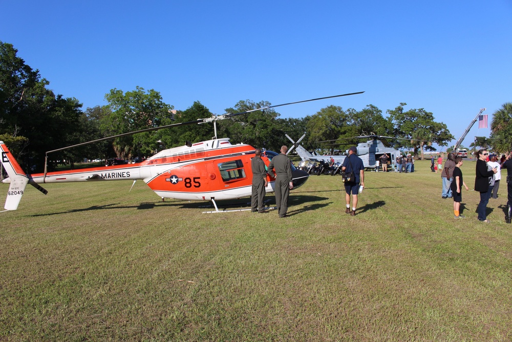 Helicopter Training Squadron 8 Honors Fallen Marines at Pensacola’s Veterans Memorial Park