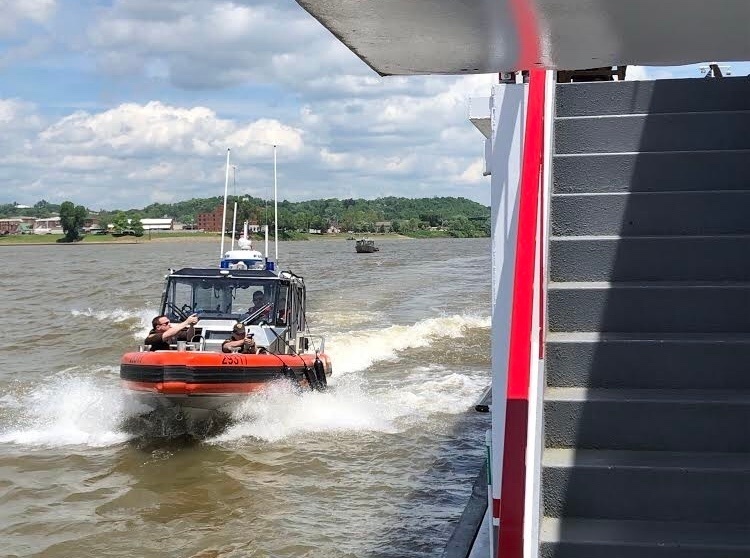 Coast Guard, local agencies conducts simulated active shooter exercise on Ohio Valley Sternwheeler