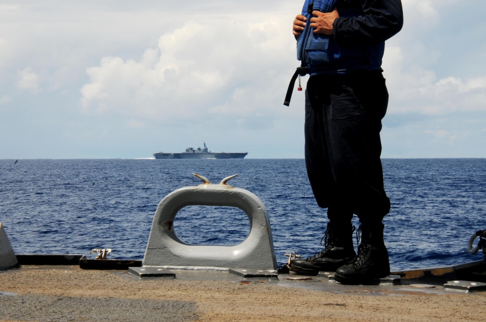 USS William P. Lawerance Sails with Fench Navy