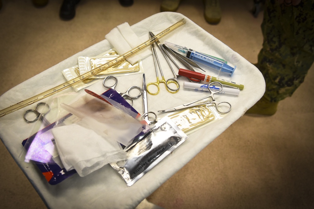 MCPON Visits Surface Warfare Medical Institute Sailors