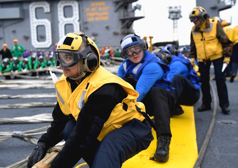 Nimitz Sailors Participate in Flight Deck Drills