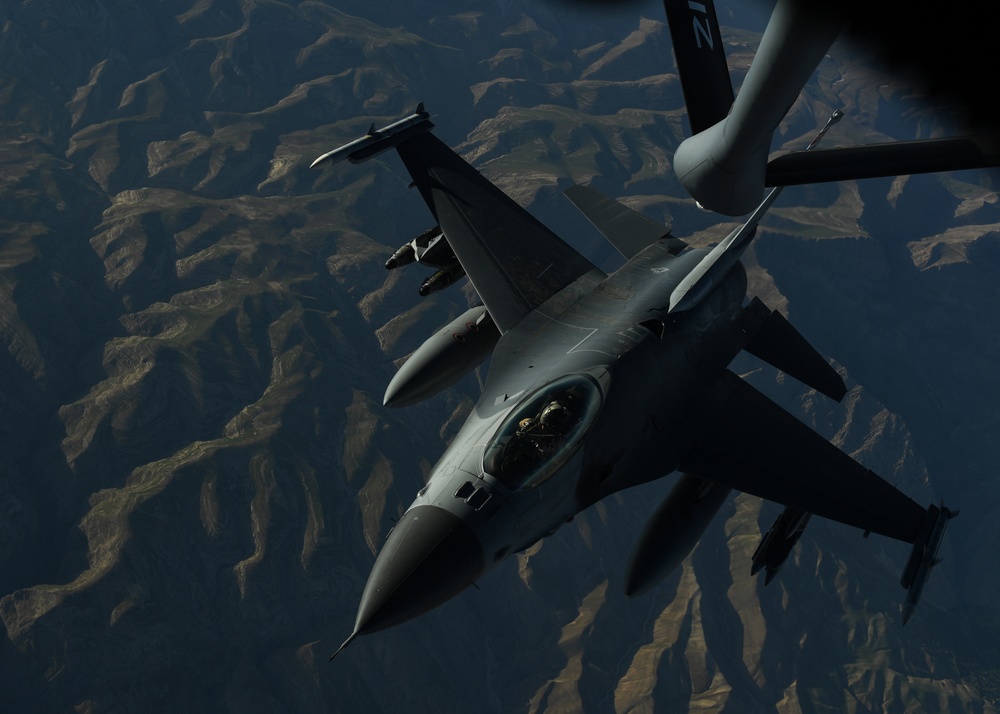 340th EARS conducts aerial refueling operations