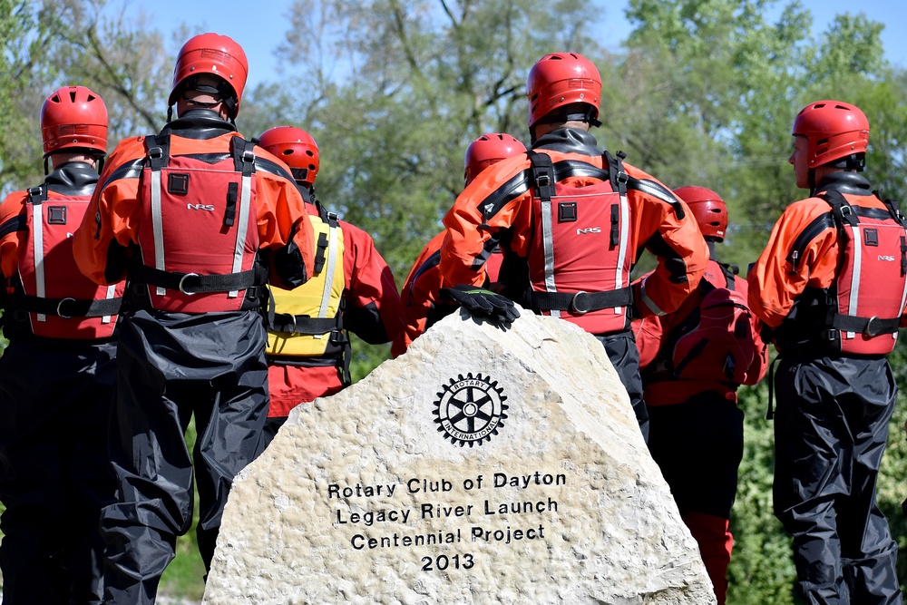 178 CES Airmen participate in swift water rescue training
