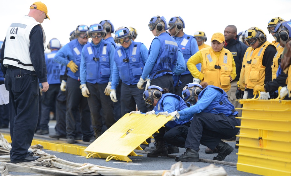 Nimitz Sailors Participate in Flight Deck Drills