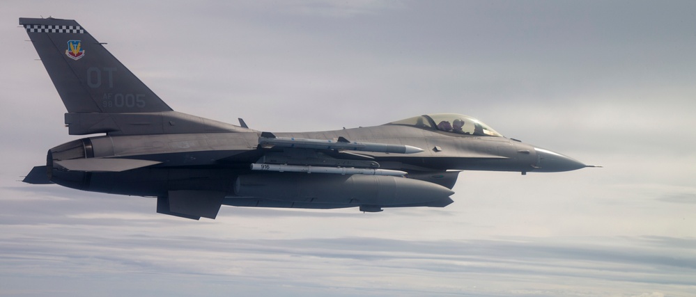 F-16 Fighting Falcon Flies Test Mission