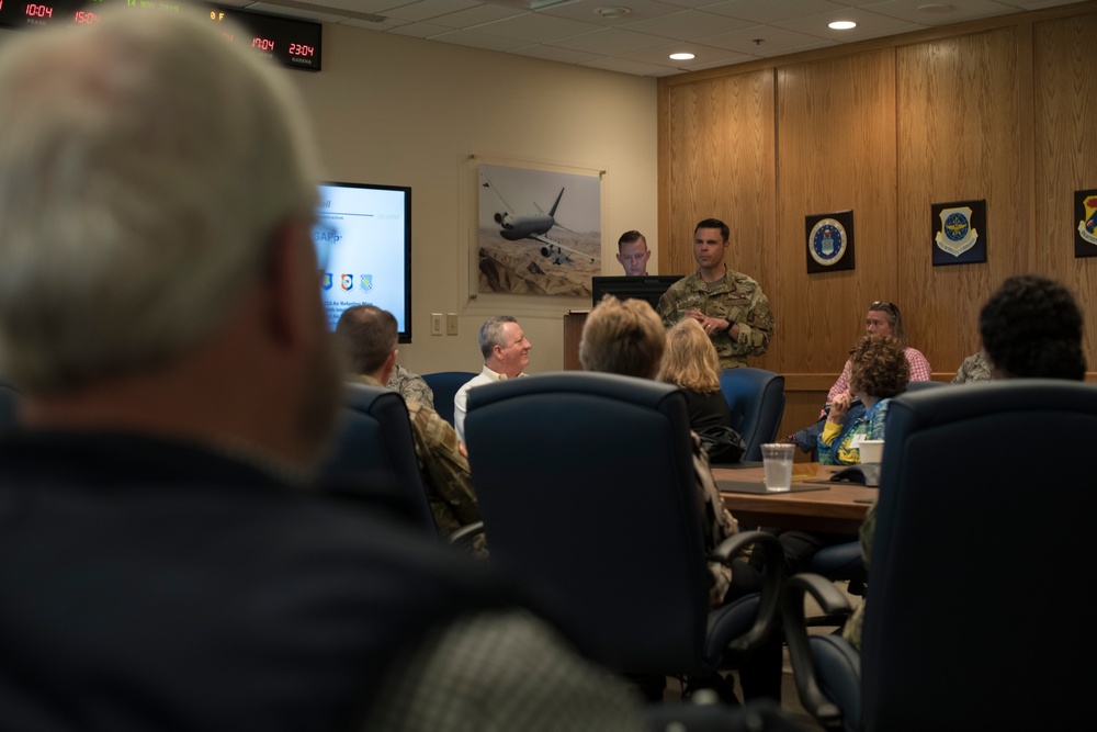 Travis Civic Leaders Tour McConnell AFB