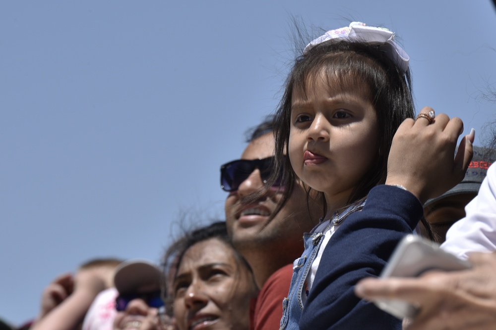 Kirtland Air Show hosts Thunderbirds, entertains thousands