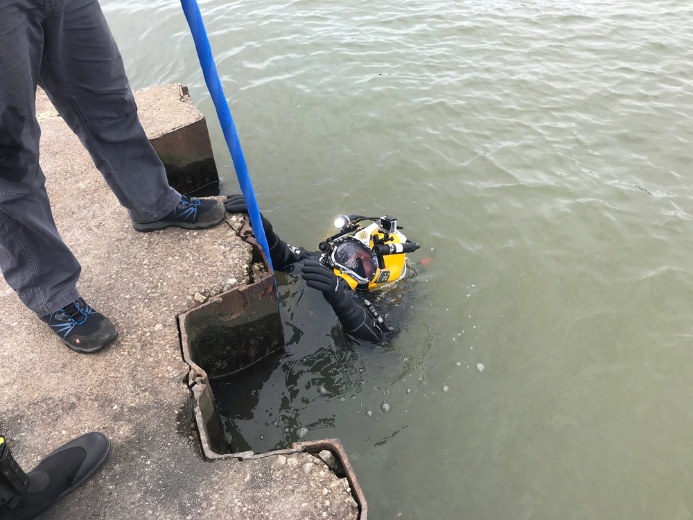 USACE Buffalo District Dive Team Inspects Cleveland East Breakwater