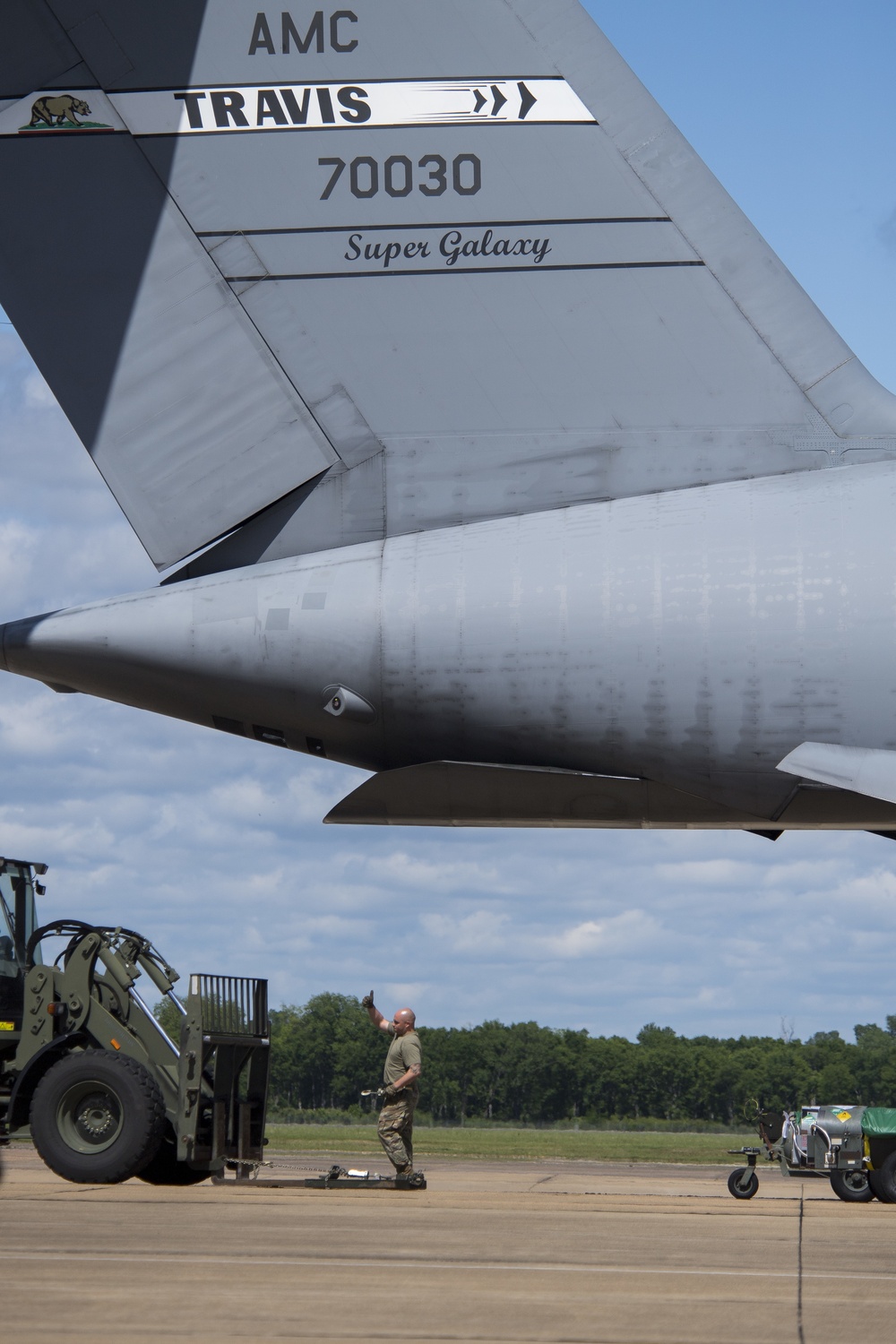C-5M Super Galaxy supports Bomber Task Force deployment