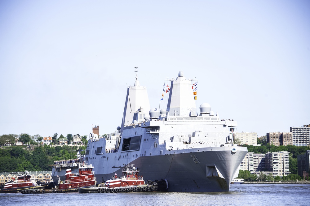 Fleet Week New York 2019 Parade of Ships