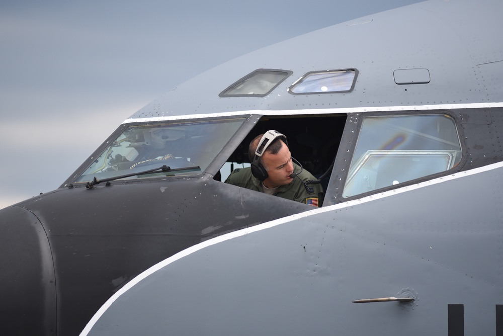KC-135 Pilot Ready to Launch