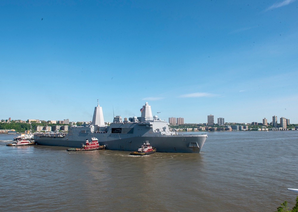 Fleet Week New York 2019 Parade of Ships