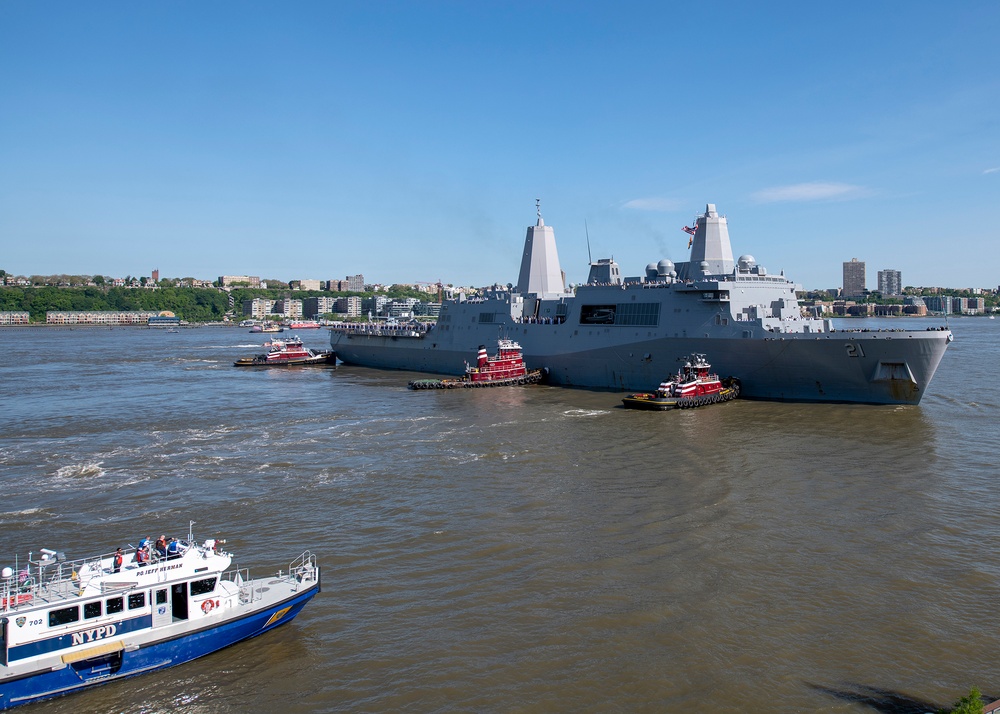 Fleet Week New York 2019 Parade of Ships