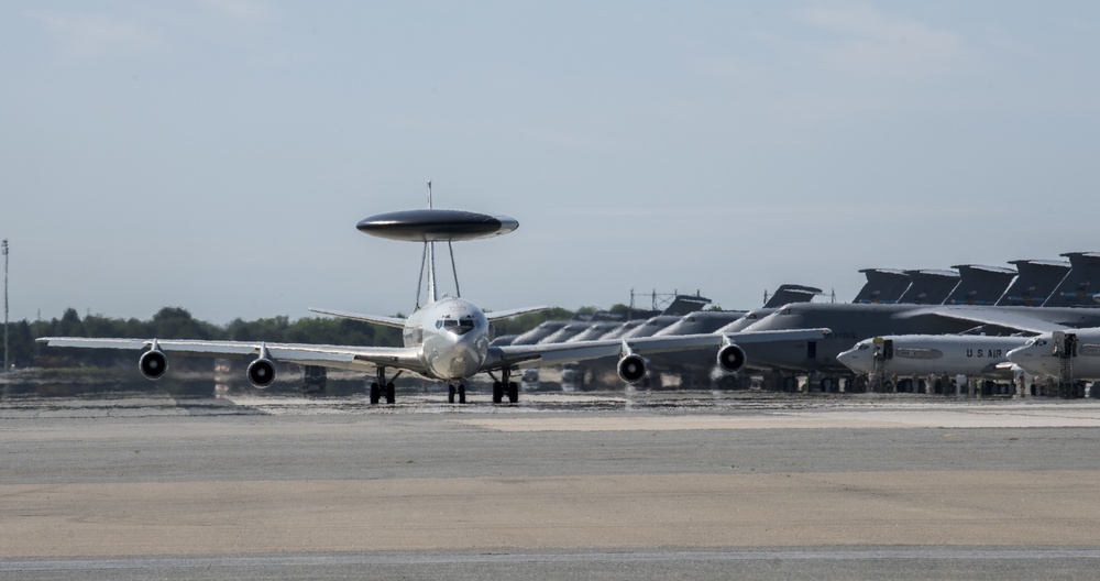 A day on the Dover AFB flight line