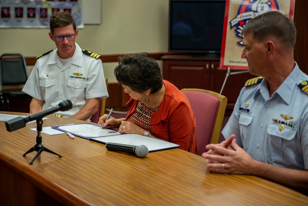 Guam Military, Local Leadership Commemorate National Maritime Day